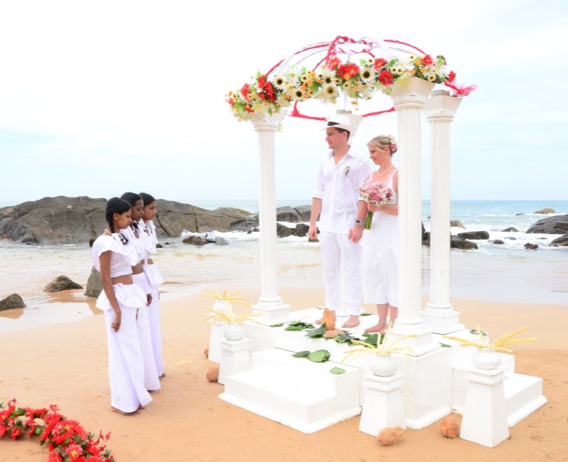 Weddings & Honeymoons